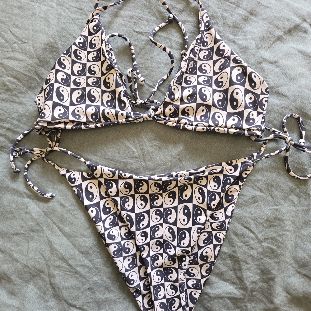 Skatie Black and White Yin Yang Bikini